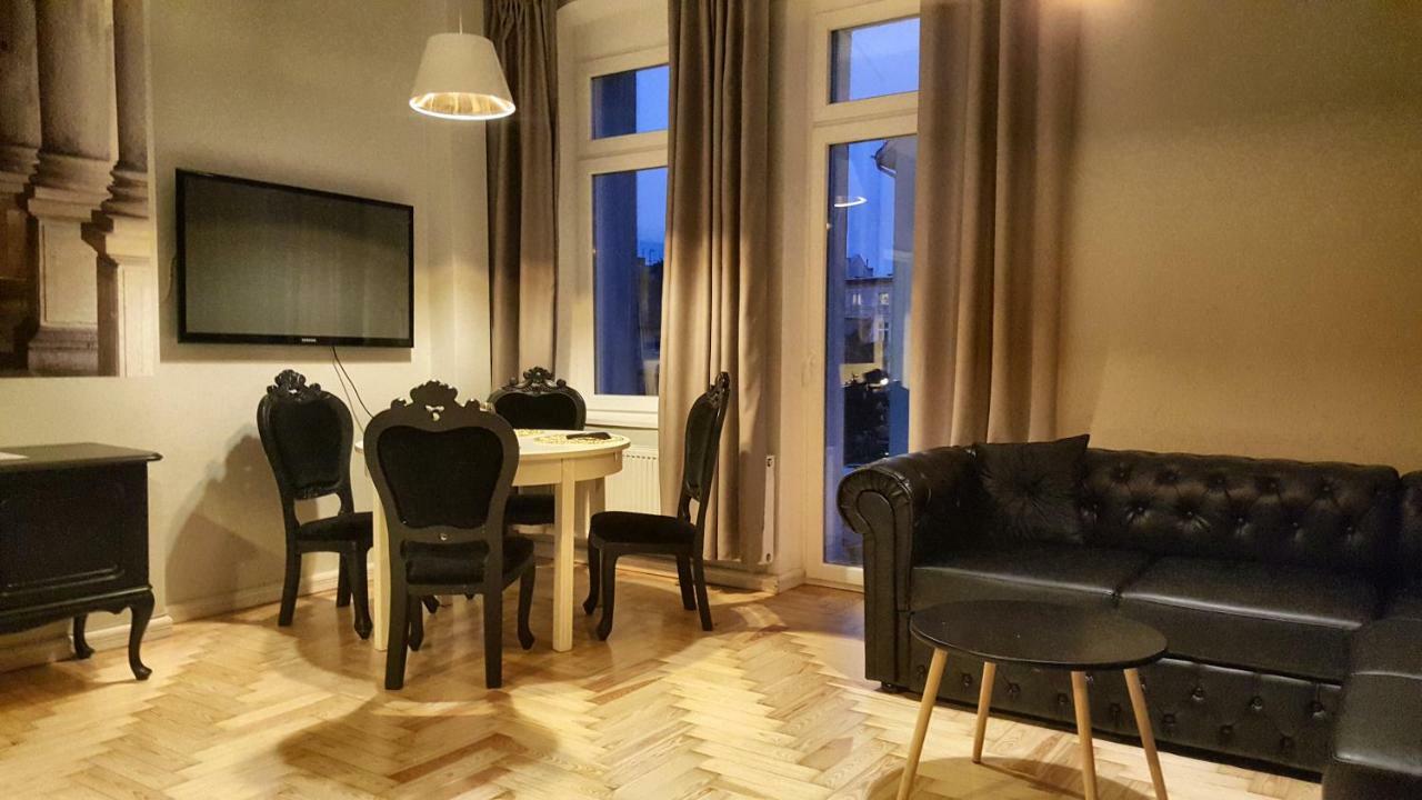 Classic Apartments - Top Location, Bezplatny Parking اوك المظهر الخارجي الصورة