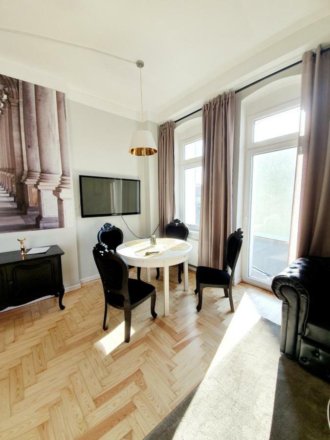 Classic Apartments - Top Location, Bezplatny Parking اوك المظهر الخارجي الصورة